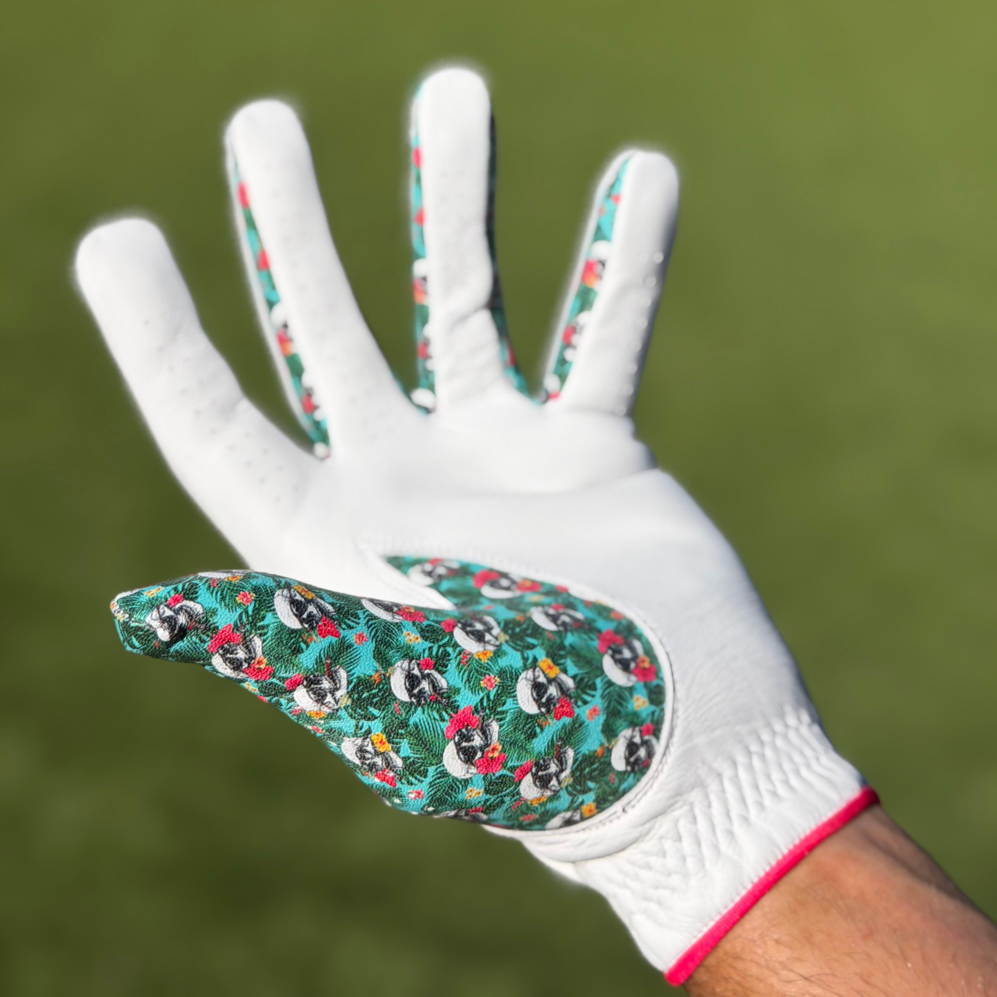 Smokin Skulls Golf Glove